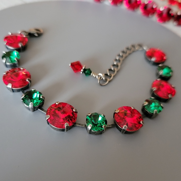 Austrian Crystal Bracelet in Antique Silver - Picture 4 of 9